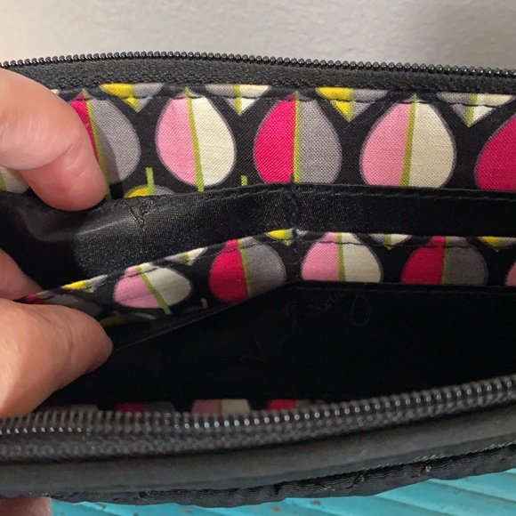 Vera Bradley Large Top Zip Wristlet Black - Picture 6 of 10